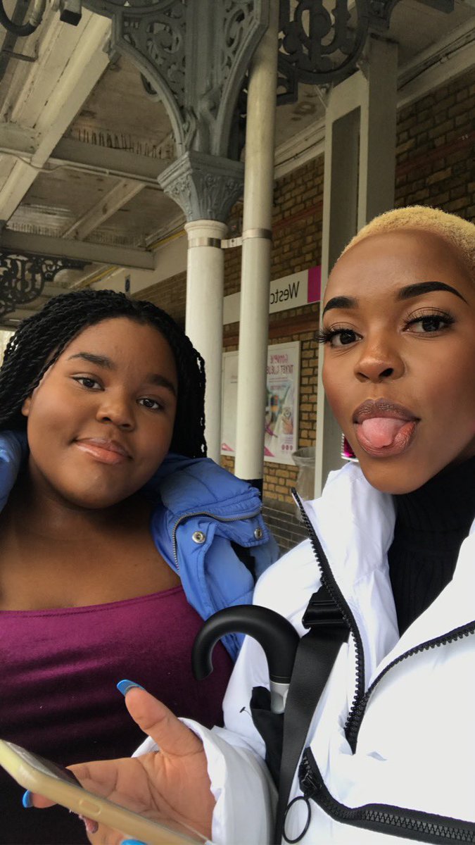 vanessa_d22's tweet photo. @OfficialPLT @OfficialPLT if I have this 1k I can give my sisters the Christmas they deserve it has been a hard year and I would financially like to give back to them as they sacrificed so much for me and I would like to repay them they are my besties and parents rolled in one💜#PLTSATURDAY https://t.co/syY3wAE2l0