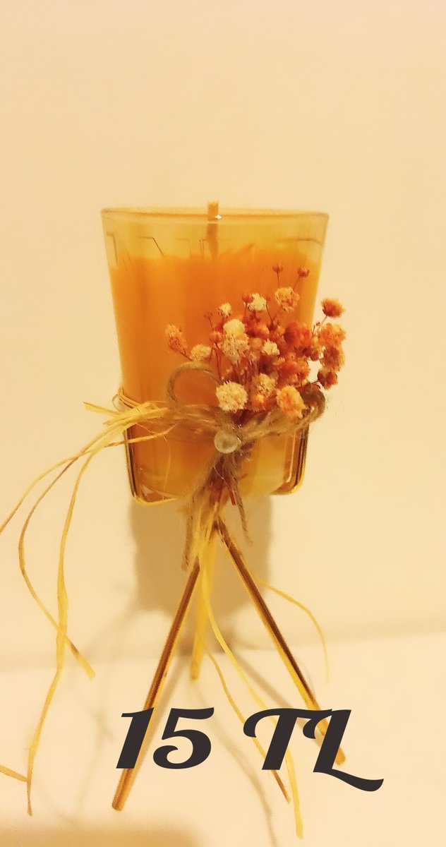 lk422231738's tweet image. El emeği göz nuru kokulu mumlar satışa sunulmaktadır sipariş için Dm den ulasa bilirsiniz #mum #kokulumum #hediyelikmum