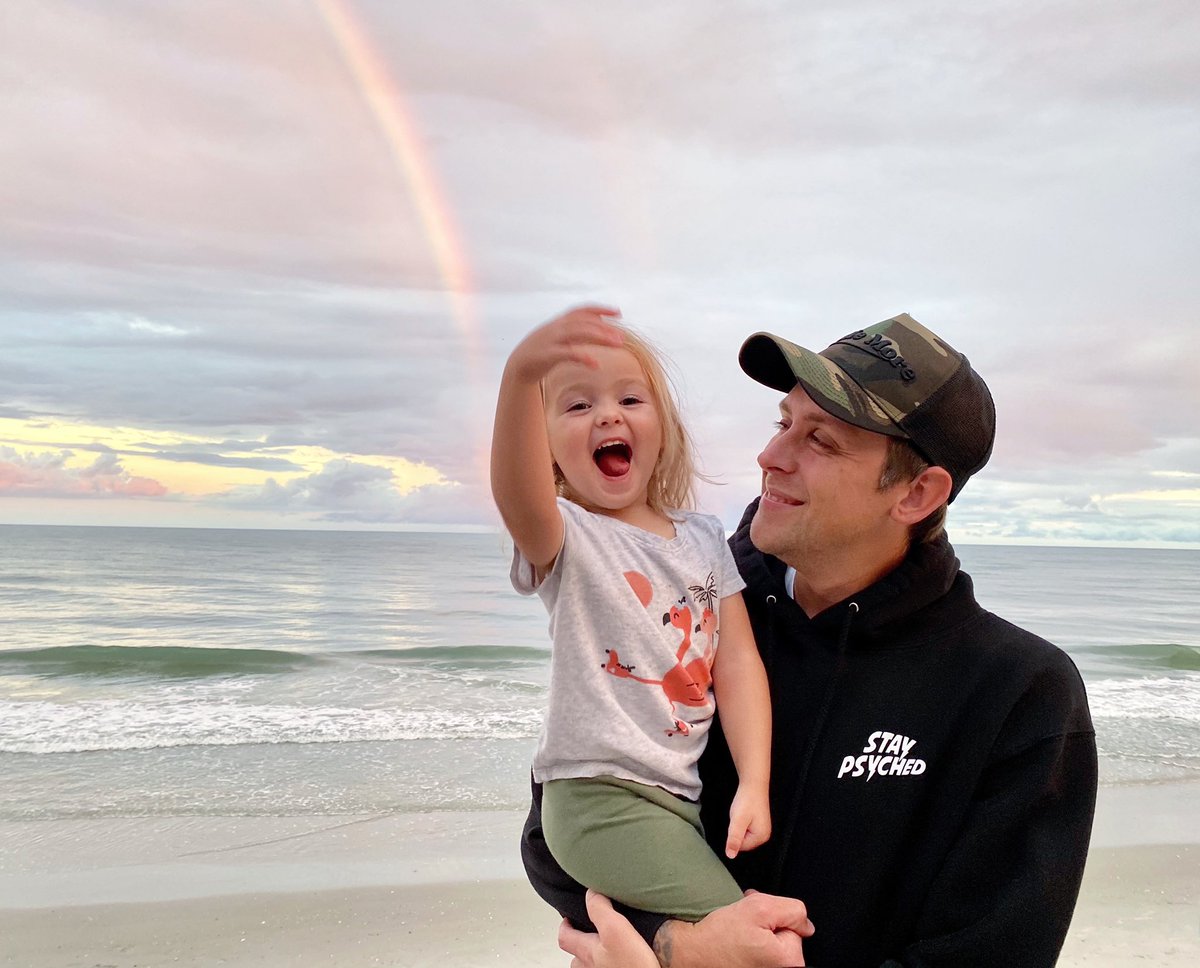 RomanAtwood's tweet photo. Smiles Away ❤️ https://t.co/vFvKJtj8jy