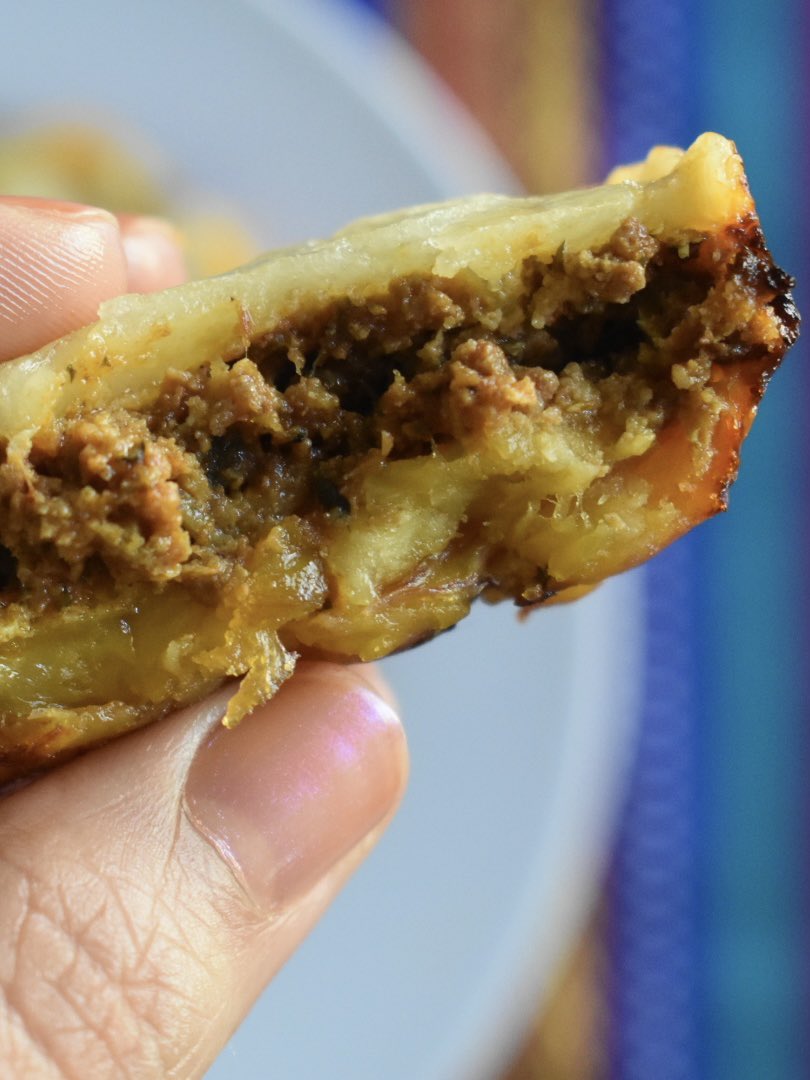 SofritoProject's tweet photo. The full e-book features Puerto Rican comfort food and my takes on my favorite dishes. My oxtail sancocho, pastelΓ³n bites, plΓ‘tano fries, coquito bread pudding, and many more exclusive recipes can be yours! βΊοΈ #sofritoproject https://t.co/k6hIJICKIE