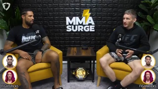 Anthony Smith (-134) π Devin Clark (+116)
@HoldsworthMMA & @MaxPainGriffin each give their pick for tonight's UFC Main Event π₯
@mmasurge | #UFCFightNight https://t.co/D48ZGG1WFx