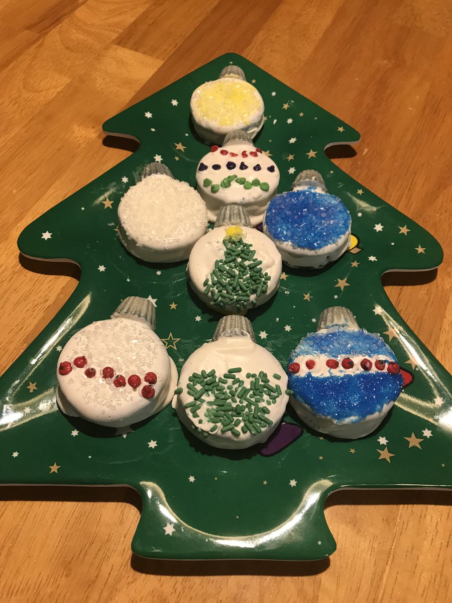 UEntertaining's tweet photo. Christmas Ornament Cookies 🎄
https://t.co/GiZ1VDgvWs https://t.co/5wJuE3XdIY
