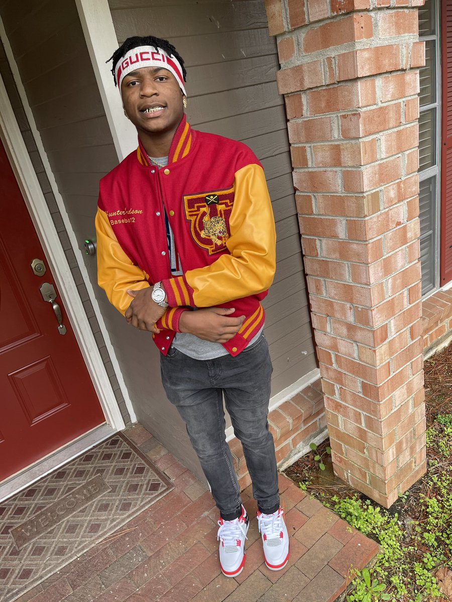 Li_Hunta_Jr's tweet photo. “Ain Have Sht🤷🏾♂️, I Came Straight From The briCCs🧱, Now Ima REAL Drippy🧙🏾♂️ MufuCCa💰”
#FreeMadMaxxx™️
#HunnidK™️
#SG™️ https://t.co/SF3qnXPa8O