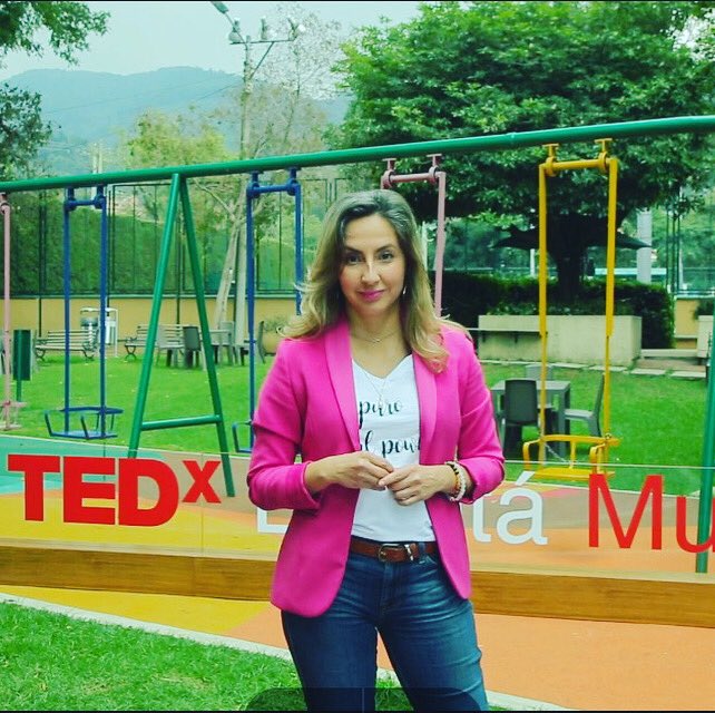 Audacia es valor, osadía y atrevimiento al hablar o actuar.
Descubre cómo potenciar tu en #TEDxBogotáMujeres. 

Inscríbete gratis aquí 👉🏻 tedxbogota.com y únete a las #mujeresaudaces y vuelve a creer en esa niña interior que soñaba con llegar al infinito y más allá 🚀🪐