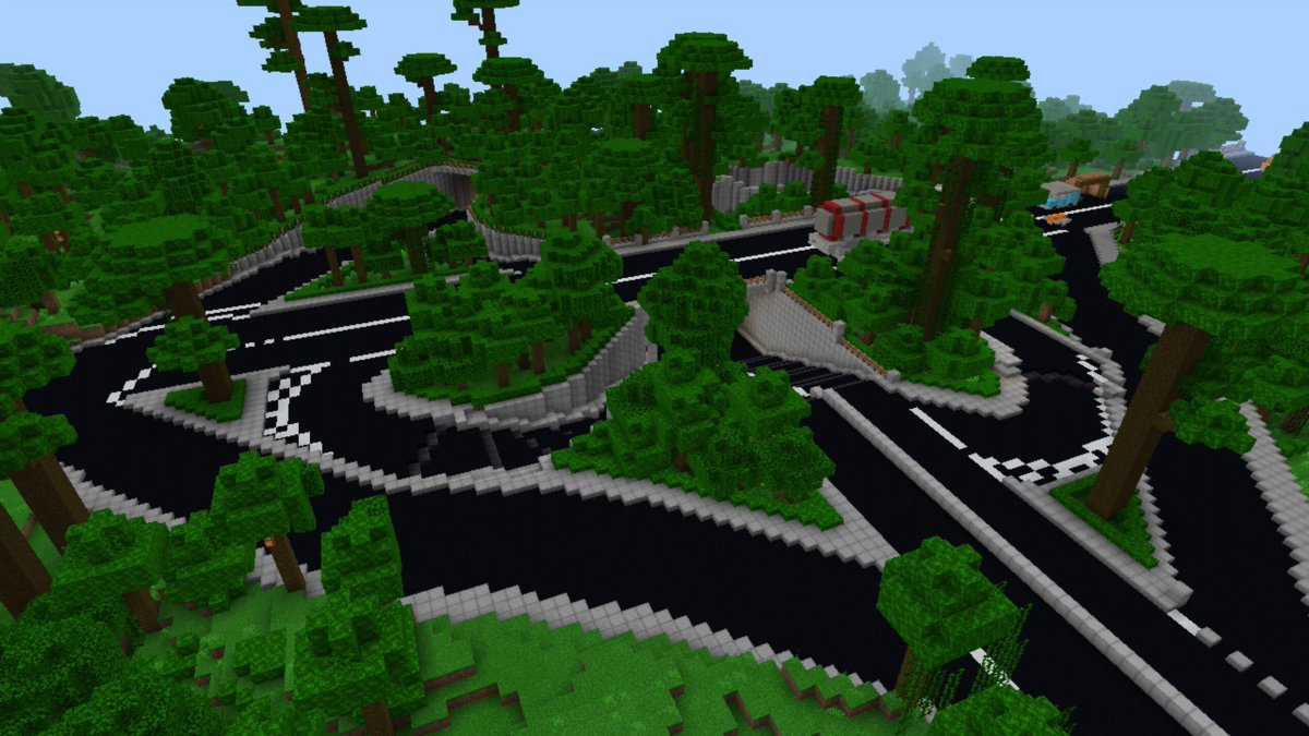 ColoTube_'s tweet photo. Uno de los trabajos mas grandes de DanielGamer98YT ha sido la autopista; cuenta con una compleja circunvalación  construida a mano desde Android.

#CTSMP #MineriaConResponsabilidad https://t.co/6JjJwGHD85