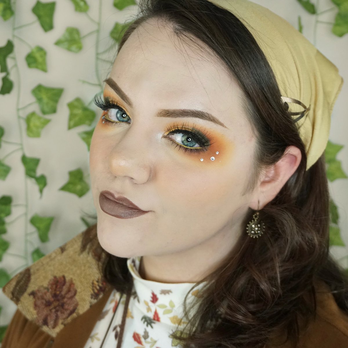 i LOVE the at forest sight palette so much <a href="/RawBeautyKristi/">RawBeautyKristi</a> <a href="/ColourPopCo/">ColourPop Cosmetics</a> it’s literally the PERFECT palette for nature lovers like me :,)