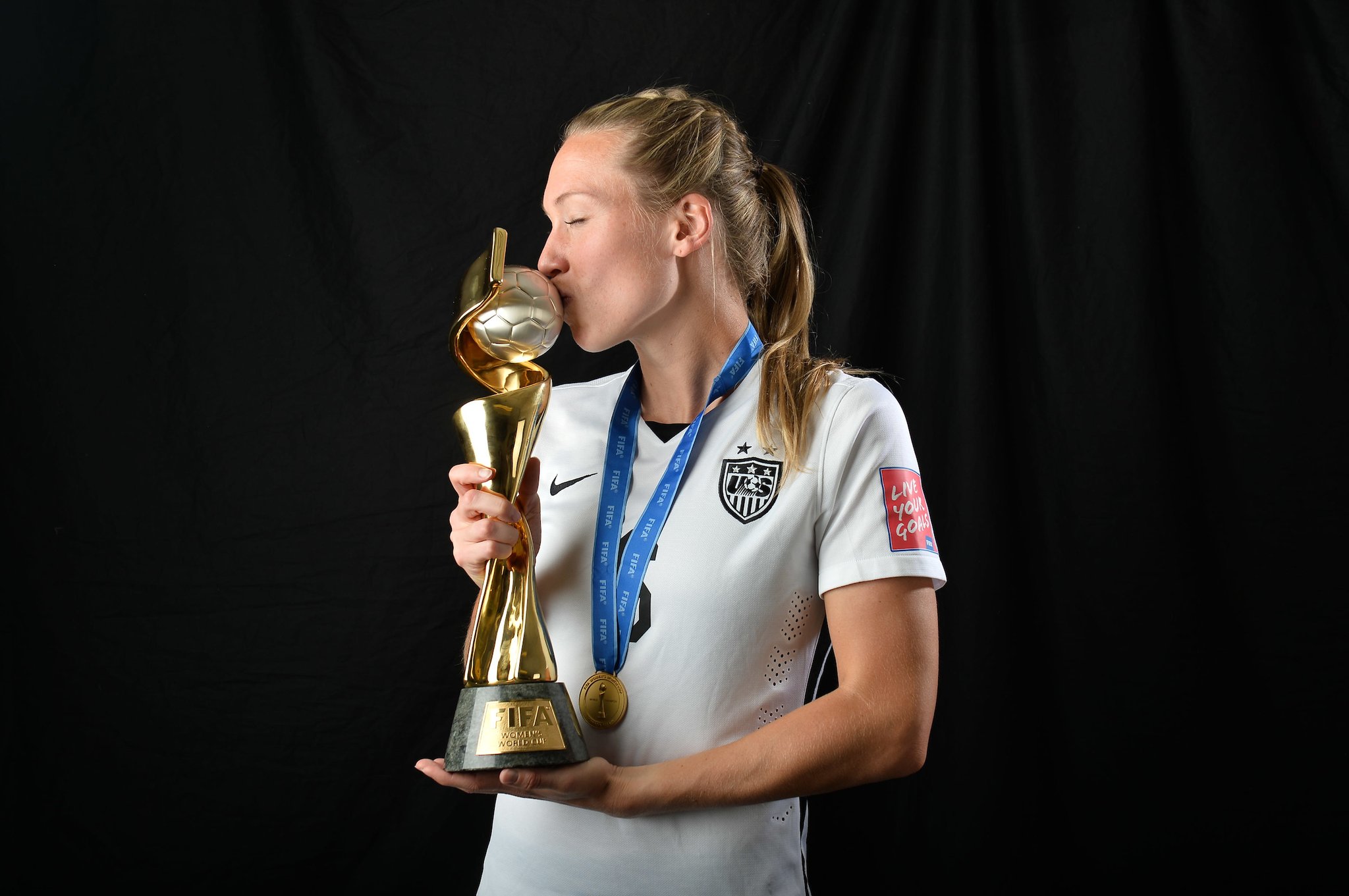 World Cup Champion birthday alert!    Happy Birthday, Whitney Engen! 