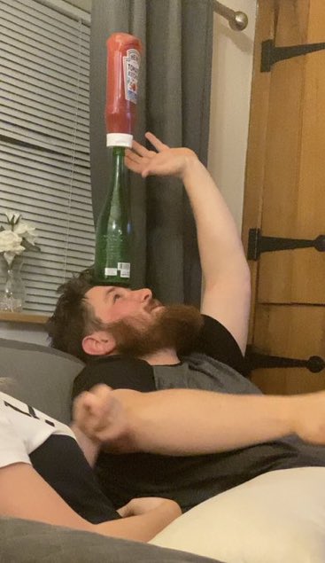 IanPlumbing's tweet photo. @Sam_churchstile 👀👀 expert balancing skillz bruv https://t.co/jOlZI6BAqr