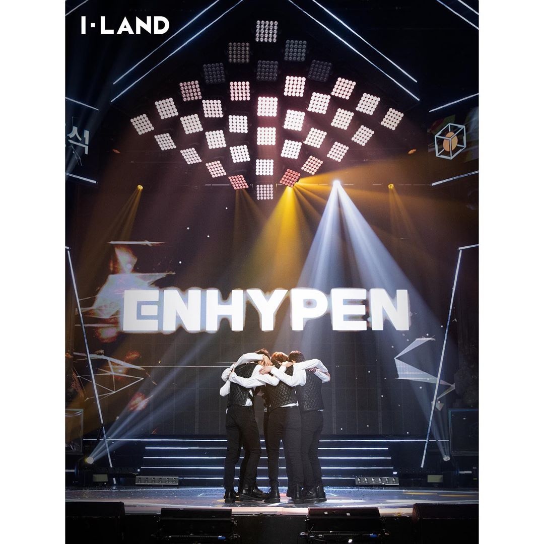 _Jayportugal's tweet photo. 📜 | 𝐈-𝐋𝐀𝐍𝐃 𝐅𝐎𝐓𝐎𝐒 📸
BEHIND PHOTO | I-LAND > Episódio Final
#ILAND #ILAND_EP12 #Mnet #BehindPhoto @mnetiland https://t.co/vCCJ5Jb2DQ