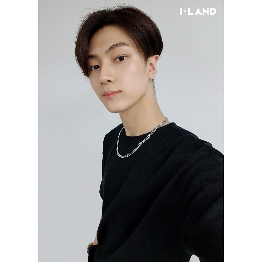 _Jayportugal's tweet photo. ๐ | ๐-๐๐๐๐ ๐
๐๐๐๐ ๐ธ
BEHIND PHOTO | JAY > Selfie de Candidato
#JAY #์ ์ด #ILAND #ILAND_EP6 #Mnet #BehindPhoto #Applicant #Selfie @mnetiland https://t.co/LHbDsnJAeD