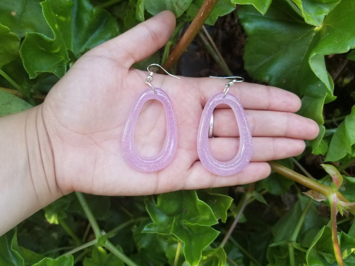 sawa75757's tweet photo. #ColorChanging #SunActivated #SterlingSilverEarrings #FreeShipping #ShopSmall https://t.co/z0JwtBMb6H