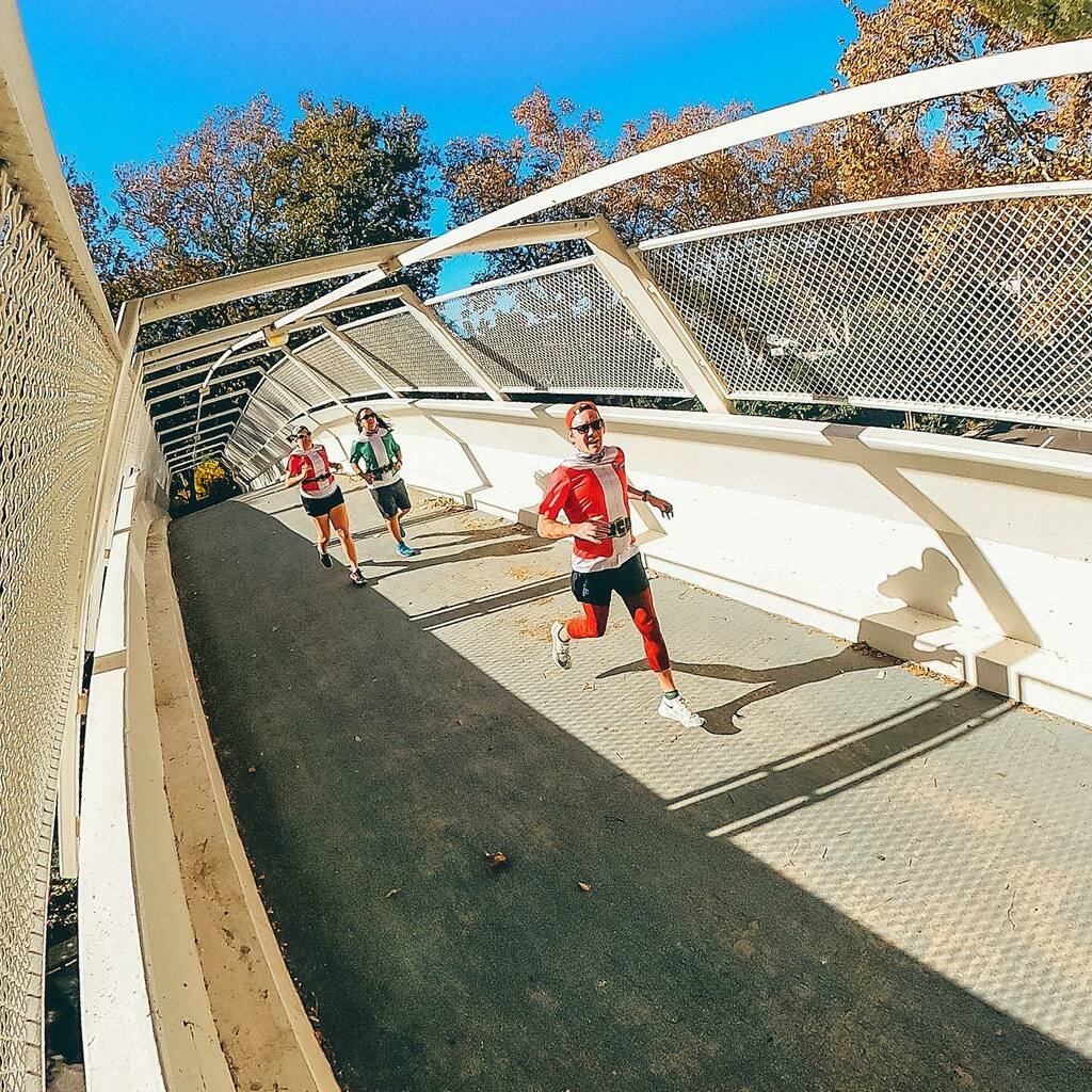 N8I's tweet photo. We did a the virtual @runforaclaus as a family today! Santa, Mrs. Claus, and one jolly elfπ
π»π§π½βππ§π½#RunPositive #runforaclaus
If you are interested in running this virtual race use my code βNATE10β to get 10% off. π Link in Bio. https://t.co/wN2q0DzQE7