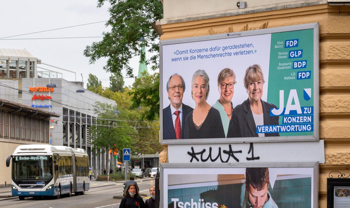 multi_watch's tweet photo. Rückblick KVI [5]: Die Spaltung der Gegnerschaft der @konzern_vi spielt eine entscheidende Rolle, wie z.B. die öffentliche Auseinandersetzung zwischen Monika Rühl von Economiesuisse und Hans-Ulrich Bigler vom Gewerbeverband.

JA zur #Konzernverantwortung #KVI https://t.co/VlzUsxNsSE