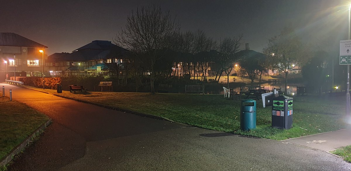 Even at night @UHD_NHS RBH lake is beautiful and calm. #5minsforself #lake #nightshift #nightlife #hospital #wellbeing #selfcare https://t.co/GKMJ8wHg4T