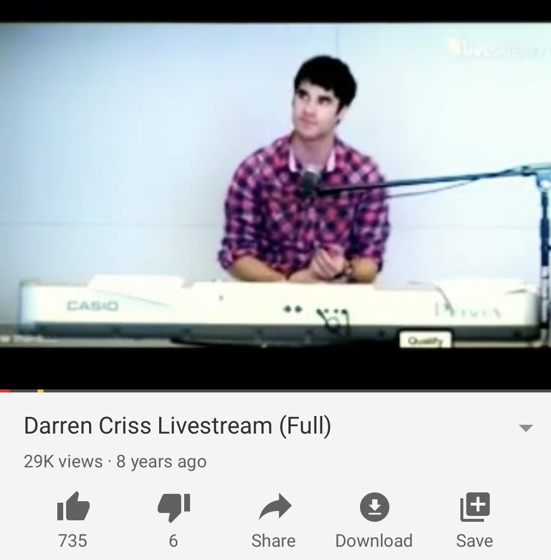 crissftmix's tweet image. The fact that my mind went straiggggght to this video when i saw that shirt 😂 #DECAID