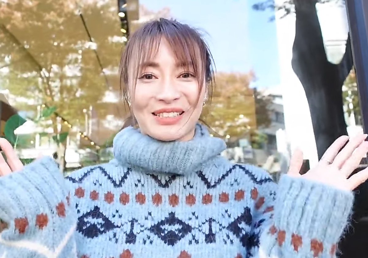 なぁなぁしぃ 新山千春さんのサイハイブーツ母と娘ですが私は断然母ですお願いしたらめちゃくちゃに踏んでくれそうwww