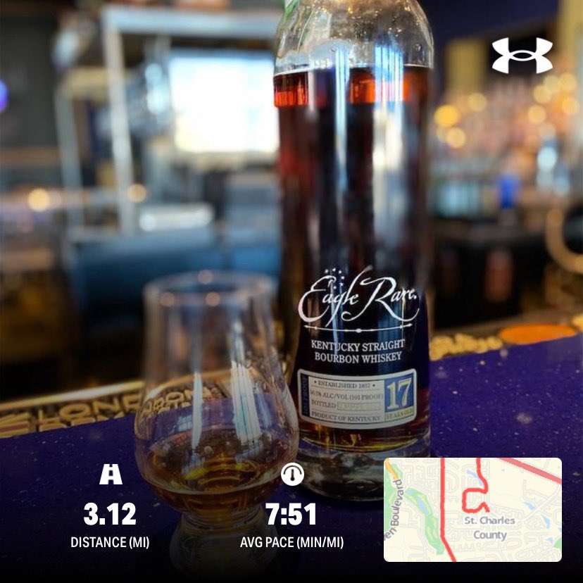 Egotript's tweet photo. Bourbon 5K
#ER17
#RunItBack https://t.co/L2GzV1uFaH