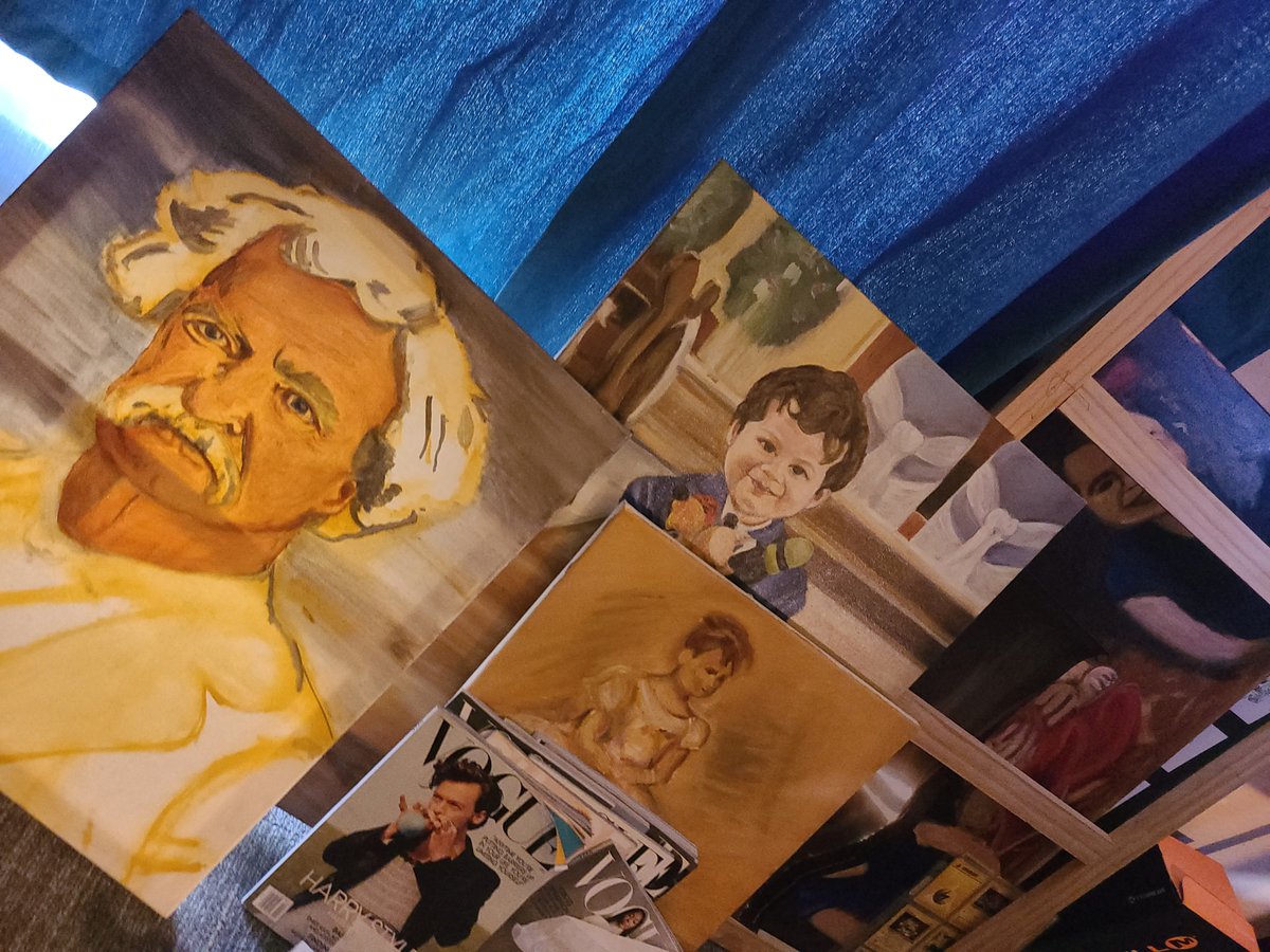 MisDaisy's tweet photo. Organizing my paintings #stayathome https://t.co/MfIHAWspNE