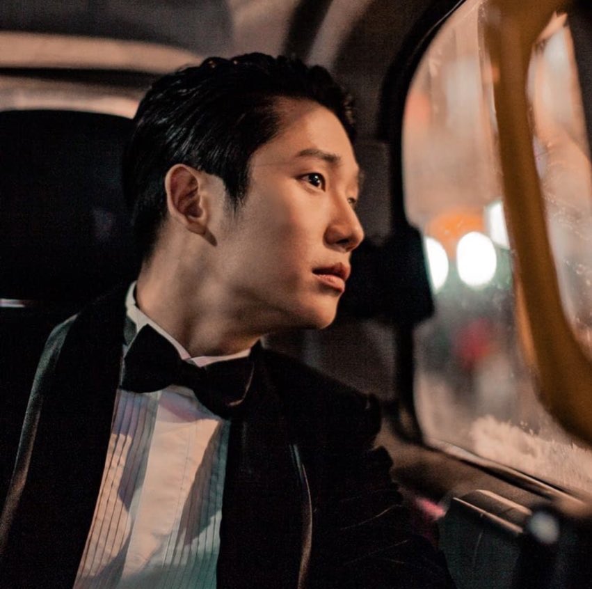 haesoothinker's tweet image. jung haein in a suit. that’s it.