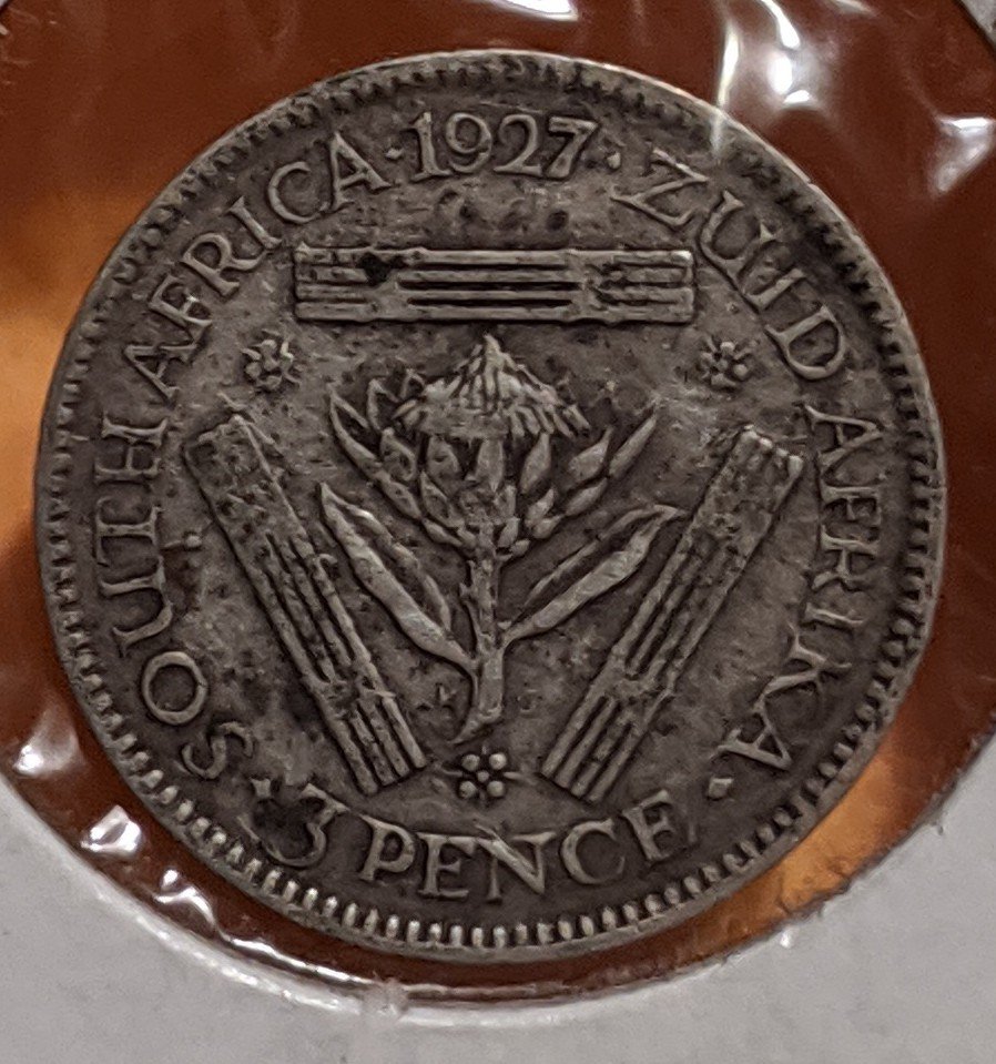 #Saturdaynightcoinshow
3 pence 
South Africa