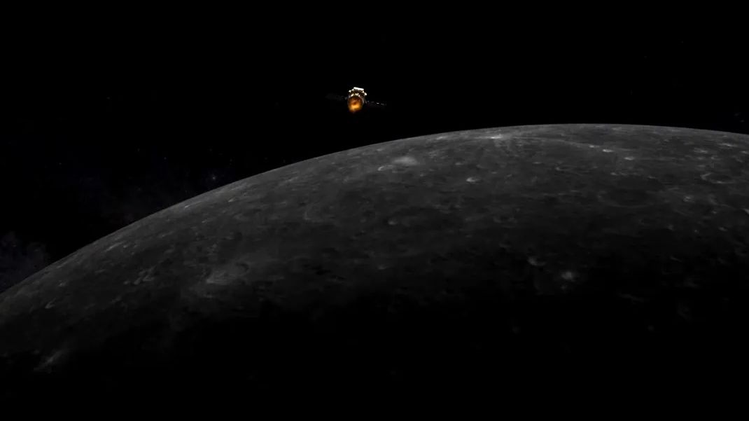 SPACEdotcom's tweet photo. China's Chang'e 5 enters lunar orbit for historic attempt to return moon samples https://t.co/3uOucZHPK3 https://t.co/oxGdMgqImH