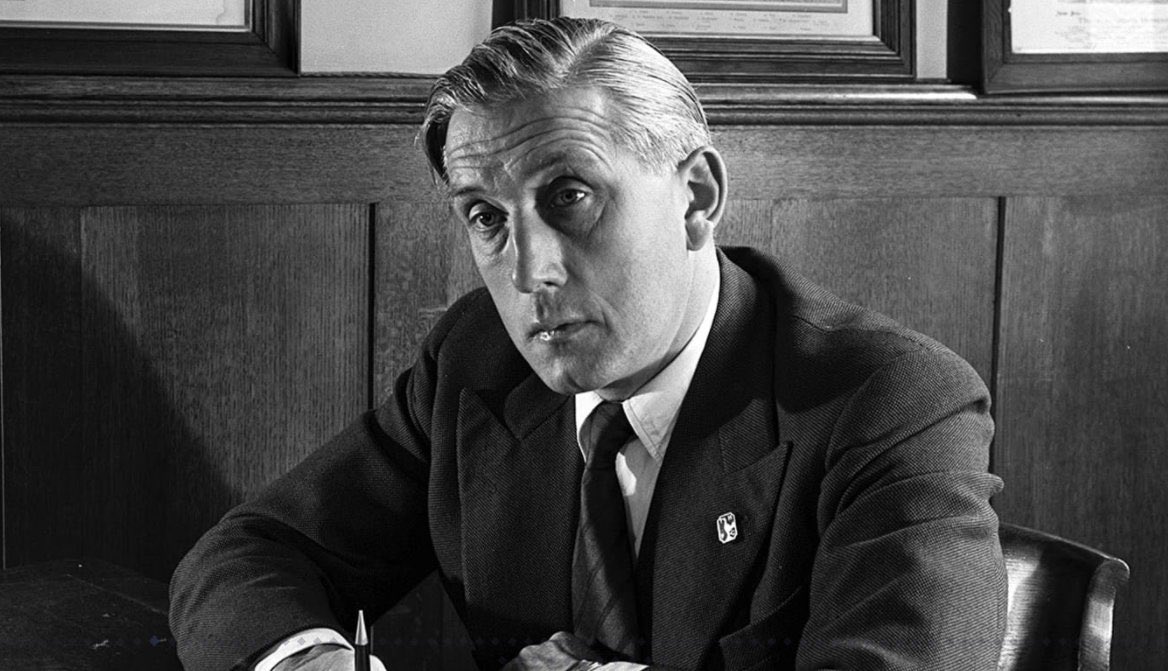 Arthur Rowe Success:1949:A key appointment as Arthur Rowe becomes manager. Tottenham-born, Rowe was a visionary who brought the famous 'push and run' style to Spurs , 1950:Tottenham won the Second Division 1951:Our first First Division championship in 1950-51.