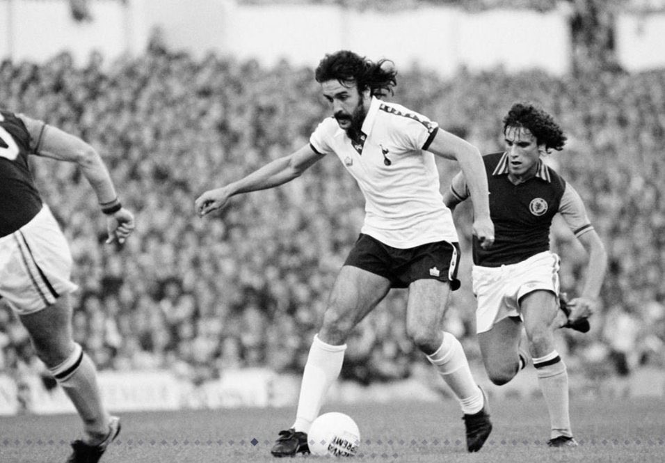 1979:In the summer of 1978, Burkinshaw caused a stir by signing for £750,000 two Argentinian internationals Osvaldo Ardiles and Ricardo Villa players from beyond the British Isles in English football were rare at the time.