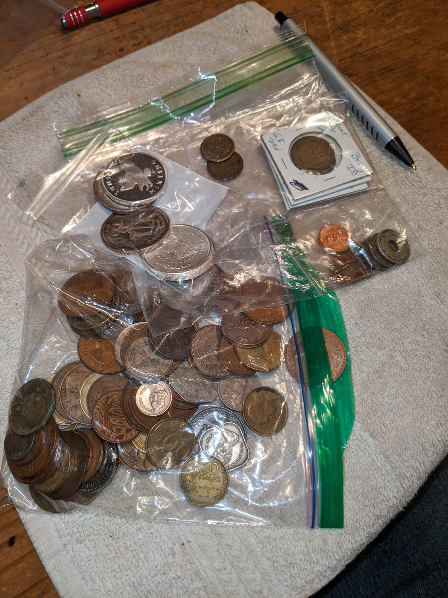 #Saturdaynightcoinshow
Made another trip to Rose Hill Coin in Boise this afternoon... These will be picked through and shown next week