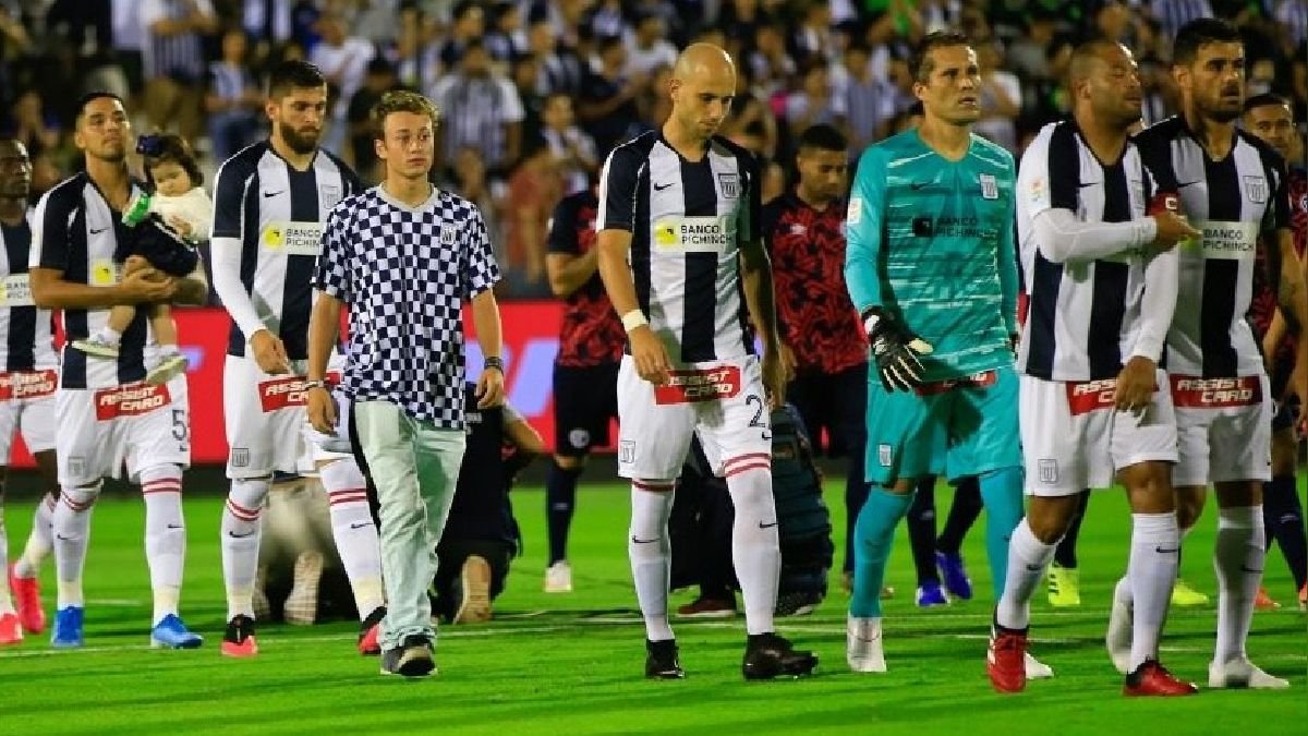 Otro de los factores que pudo afectar fue la Copa Libertadores y el peso del torneo. Hasta 4 partidos llegaron a jugar en una semana entre septiembre y octubre.