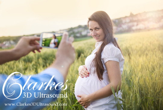 Clarkes3D's tweet photo. A good time to take pro or amateur maternity pics is in month 7-8 when your belly is at its biggest. #pregnancytips https://t.co/p3d7t5bUUo
