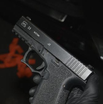 sjpdchief's tweet photo. Last night a car stop was made, a struggle ensued with the driver, who gripped the officers holstered gun and fired a round. In the car was a loaded .40 cal and 46 grams of cocaine packaged for sale. My brothers and sisters, you are desperately needed. God bless the peacekeepers. https://t.co/Xqh4xpQx7H