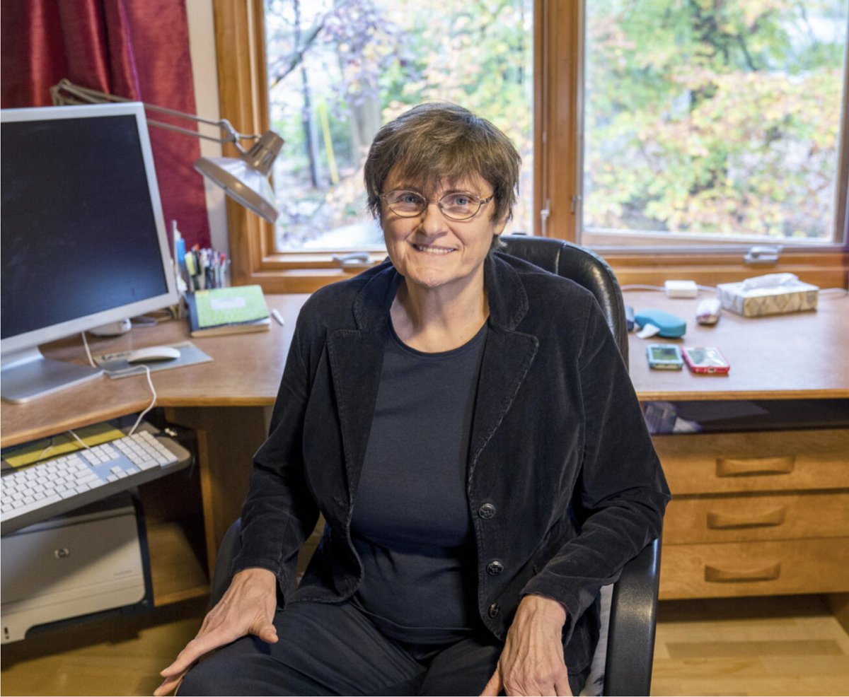 2. 3 scientists led the wayKatalin Karikó, worked on a mRNA vaccine for ~30 years, was demoted from  @PennMedicine d/t losing her grants, went to  @moderna_tx  https://www.statnews.com/2020/11/10/the-story-of-mrna-how-a-once-dismissed-idea-became-a-leading-technology-in-the-covid-vaccine-race/and the husband and wife team  @BioNTech_Group  https://www.nytimes.com/2020/11/10/business/biontech-covid-vaccine.html