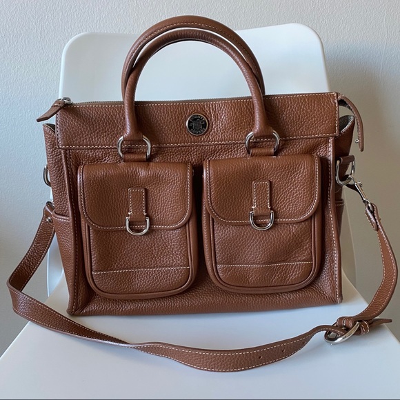 IvyPerry19's tweet photo. So good I had to share! Check out all the items I'm loving on @Poshmarkapp #poshmark #fashion #style #shopmycloset #dooneybourke #coach #michaelkors: https://t.co/dxMEAx5m3A https://t.co/pFXLh4HLAc