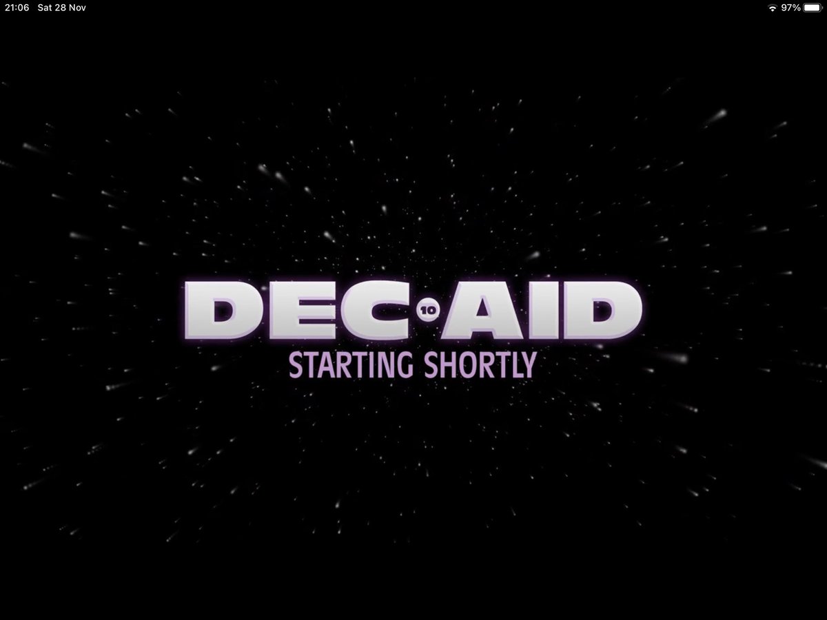 HollyEverest's tweet image. Thank you so much for that concert @DarrenCriss, it made my year, and all in aid of some incredible organisations 💕 #DECAID