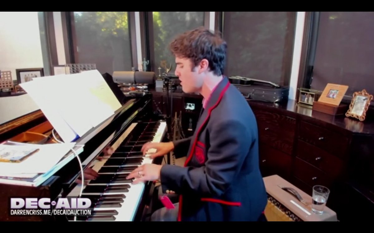 iamdangerously's tweet image. From teenage dream to teenage dream ❤
#DECAIDDARREN #DECAID