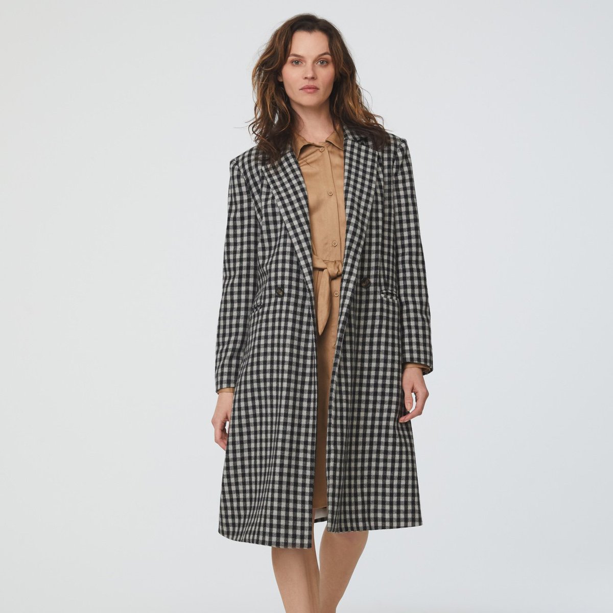 Our double-breasted Cait Coat in Gull Grey enhances any look. Its loose fit layers easily over sweaters or dresses. On sale now for Black Friday. Get 50% off with promo code FRIDAY50. #wintercoat beachlunchlounge.com/collections/wo…