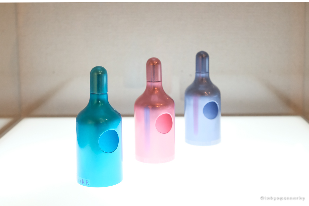 倉俣史朗展 （ギャラリーせいほう、〜11.28）。とくに印象に残ったのは