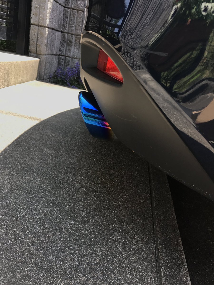 亞嶋輝春 On Twitter マフラーカッターはバンパーとツライチor少し顔出す程度が良いと思いますぜ