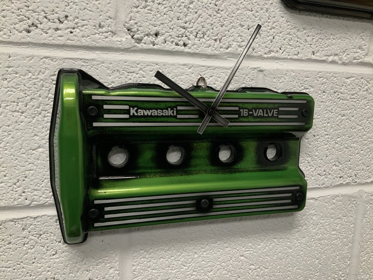 CaveStuff's tweet image. Unique #Kawasaki wall clock #wallart see more here facebook.com/WildEdgeProjec…