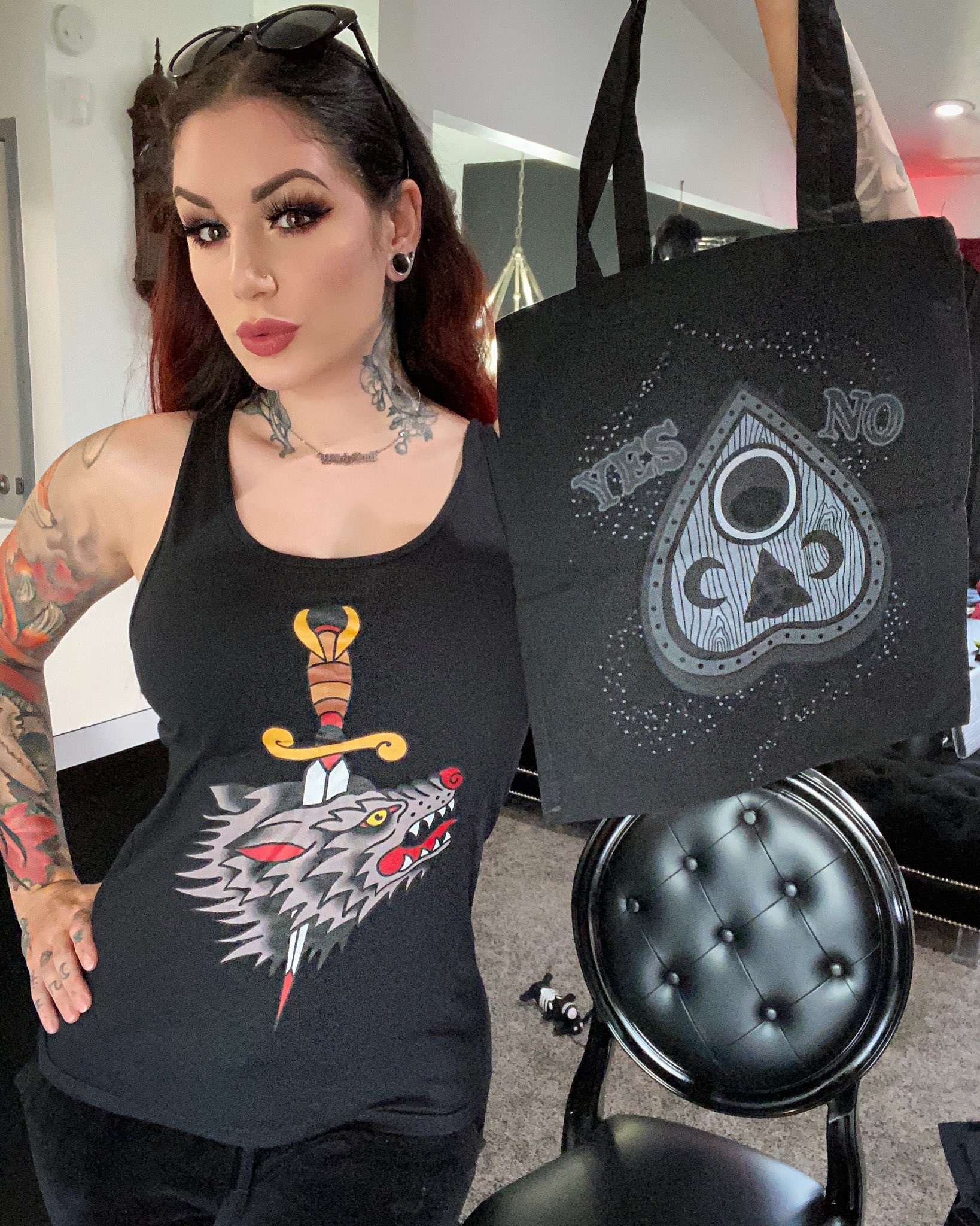 TW Pornstars - Cervena Fox. Twitter. Still have some of my artwork Tank