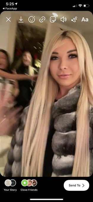 Crazy girls https://t.co/z4aBgmRQeZ