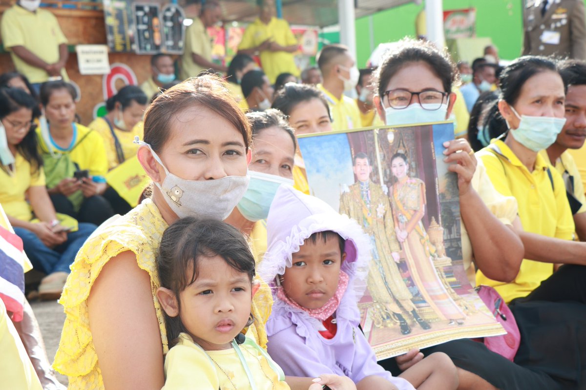NewMan31104228's tweet photo. ทรงพระเจริญ
#ขอให้ช่วยกันทำดีทำสิ่งที่ถูก https://t.co/l70FToxe33