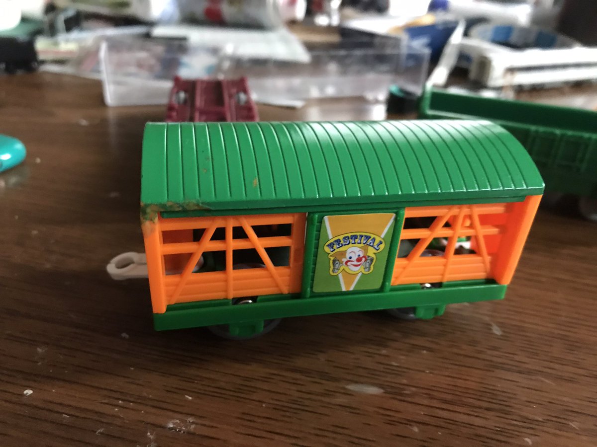 運転士キノピオ 八方塞がりの大不幸 関東 東北地震警戒 なんじゃいな 中古店でプラレール 家畜車 を漁ってたフェスティバルのやつで馬載せるやつが見つかったけど いくら探しても出てこない 知ってる人が居ればいいのだが 特徴 湘南色の家畜車 恐らく