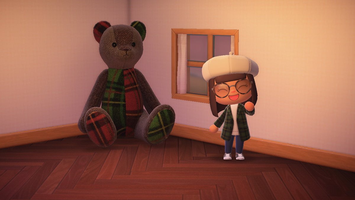 chestnutACNH's tweet photo. my gf did a mini photoshoot with the bear i gave her lol https://t.co/td1JsIS1la
