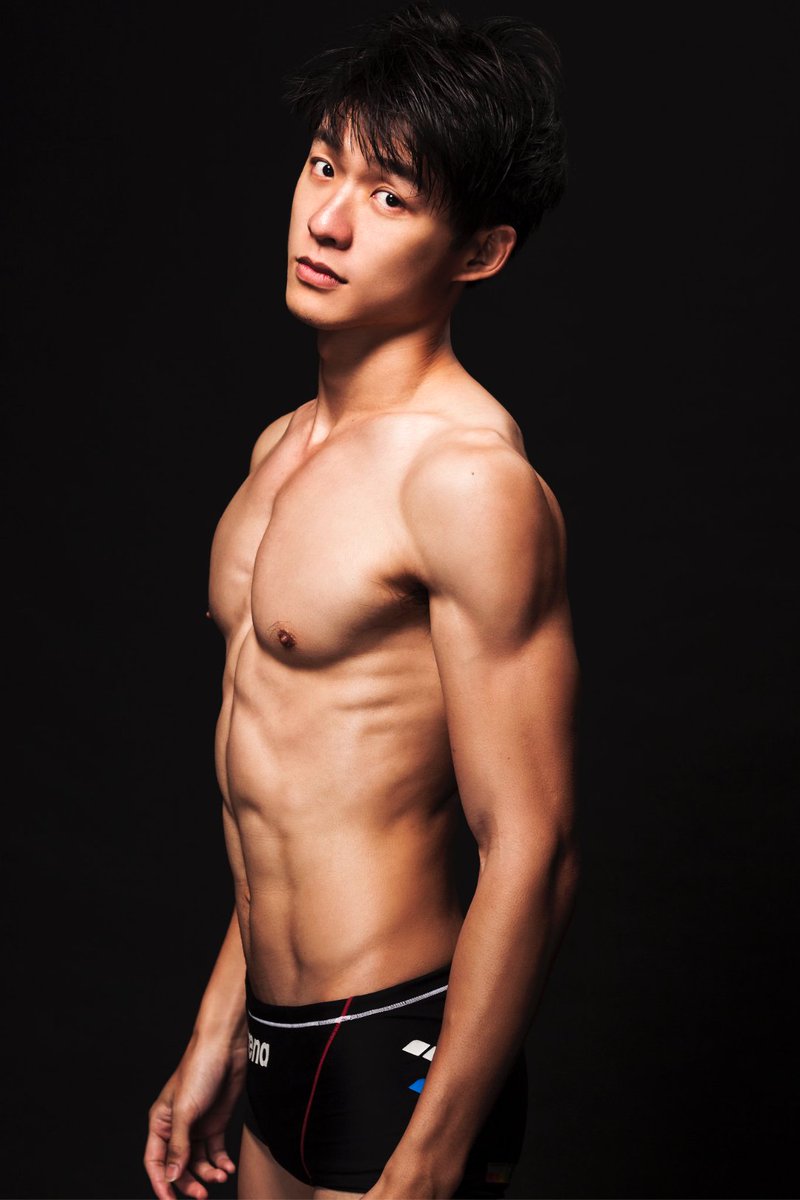 2017年的游泳教練 yilian IG：yilianboy｜

摄影师IG：timothy_figure ｜😘尺度蛮大了！