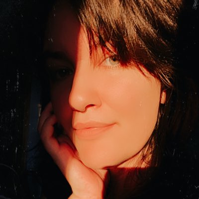 JessGameofTomes's tweet photo. #NewProfilePic https://t.co/331PqrC8ed