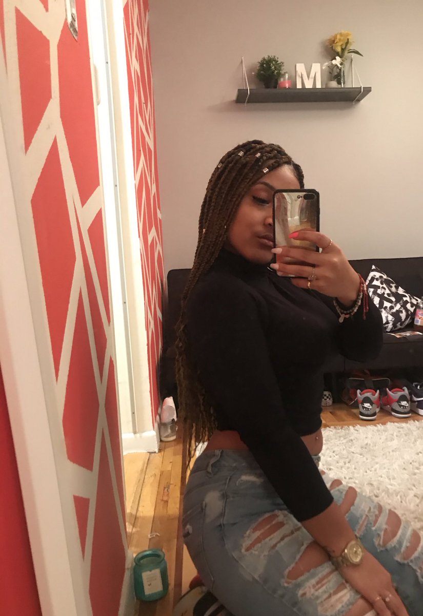 MYeliaheny's tweet photo. hi 💗 https://t.co/DOAsX0GCyw