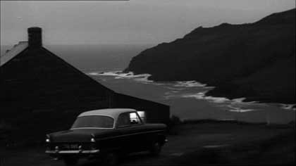 secretcinema1's tweet photo. #latestwatch Night of the Eagle (aka Burn Witch Burn) 1962, Sidney Hayers
On my radar since #PureCinemaPod's 60s cult episode and it didn't disappoint. Grips early and doesn't let go. Smartly directed escalating nightmare, slyly Gothic assault on rationality. https://t.co/8NFddvyAvP