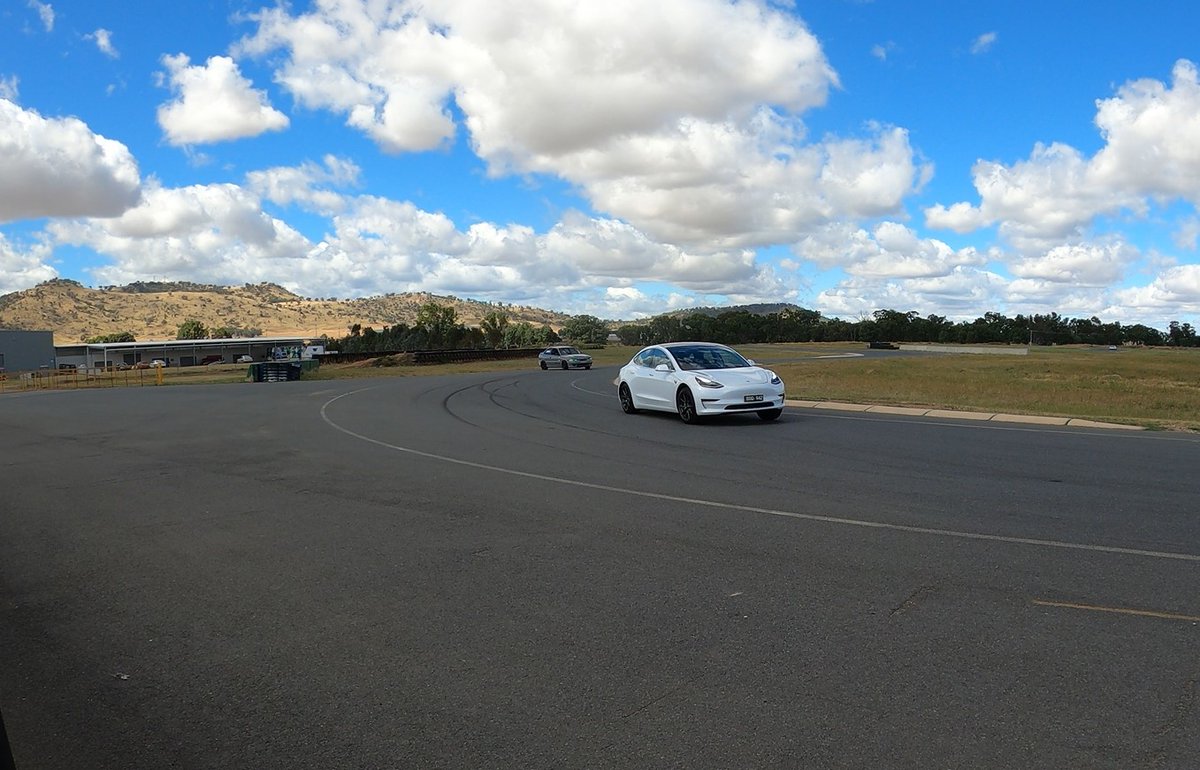 techAU's tweet image. This guy tried to keep up with my @Tesla Model 3, that didn&apos;t work out so well for him #TrackMode