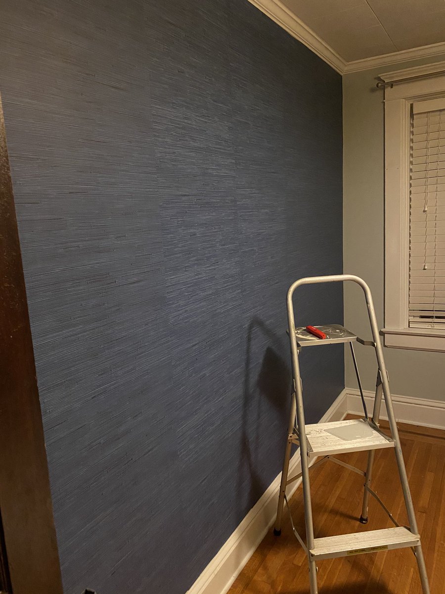 MelissaHBurg's tweet photo. Step #?!? (I don’t even know anymore 🤣) but the main walls are ready and the walk-in wardrobe is almost complete! Proud of myself for keeping my lines straight and so happy with how it turned out! #164Projects #OnMyOwnSteam #Wallpaper #WalkinWardrobe #AdventuresInHomeOwnership https://t.co/vMfRoxUSS8
